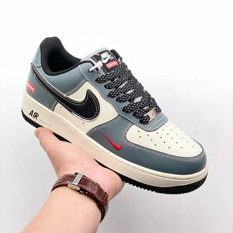 Nike Air Force 1 Low 07 x Supreme - sprzedaż hurtowa obuwia