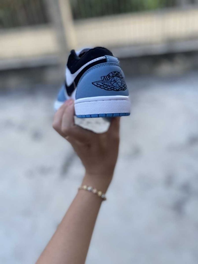 Buty Nike JORDAN University Low