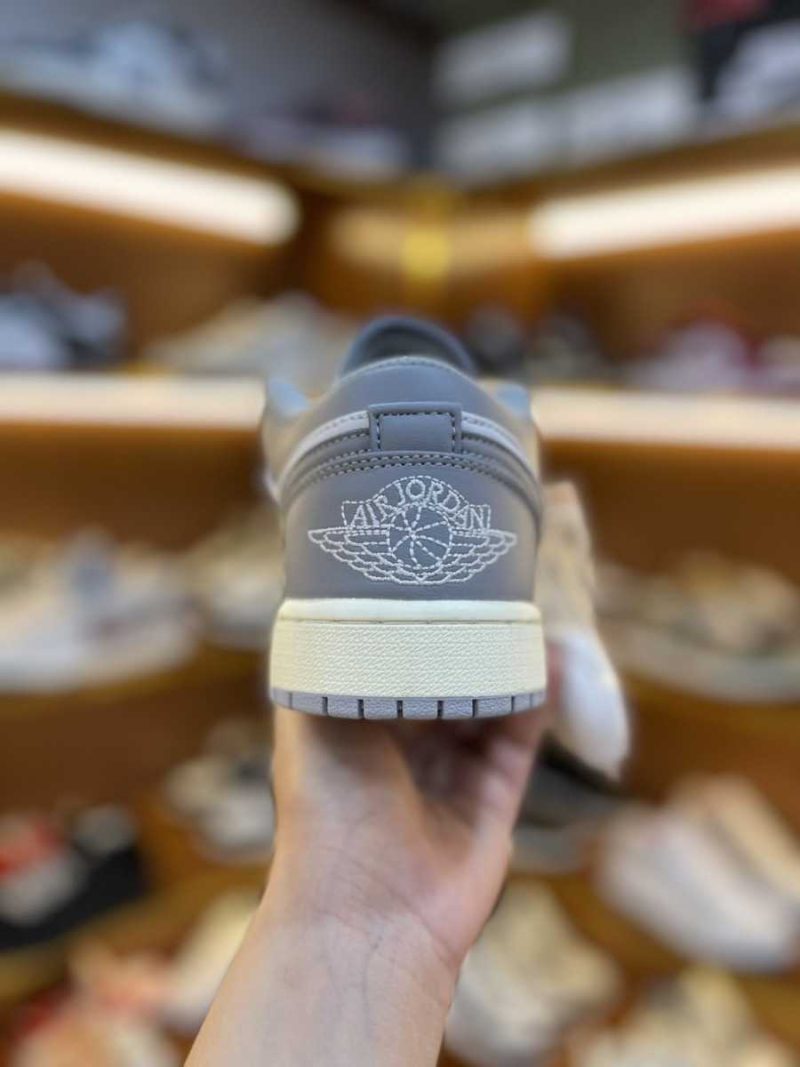 Buty Nike Air Jordan 1 Low GS ‘Vintage Grey’ Premium