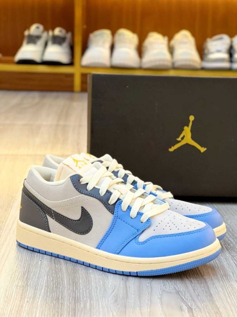 Buty Nike Air Jordan 1 Low ‘Vintage UNC Grey’ Premium