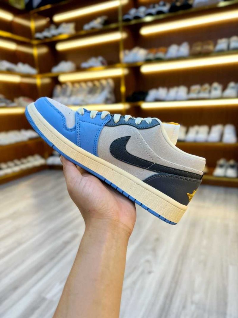 Buty Nike Air Jordan 1 Low ‘Vintage UNC Grey’ Premium