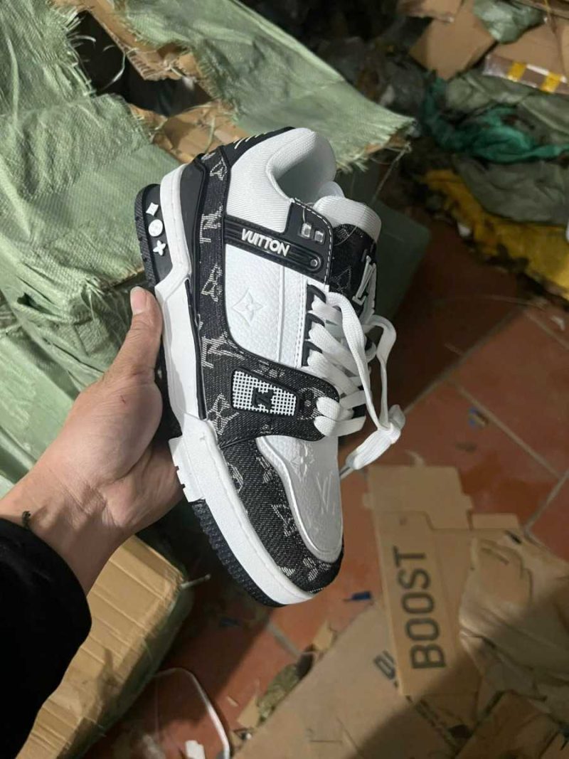 Buty Louis Vuitton LV Trainer White Black Biało-Czarne